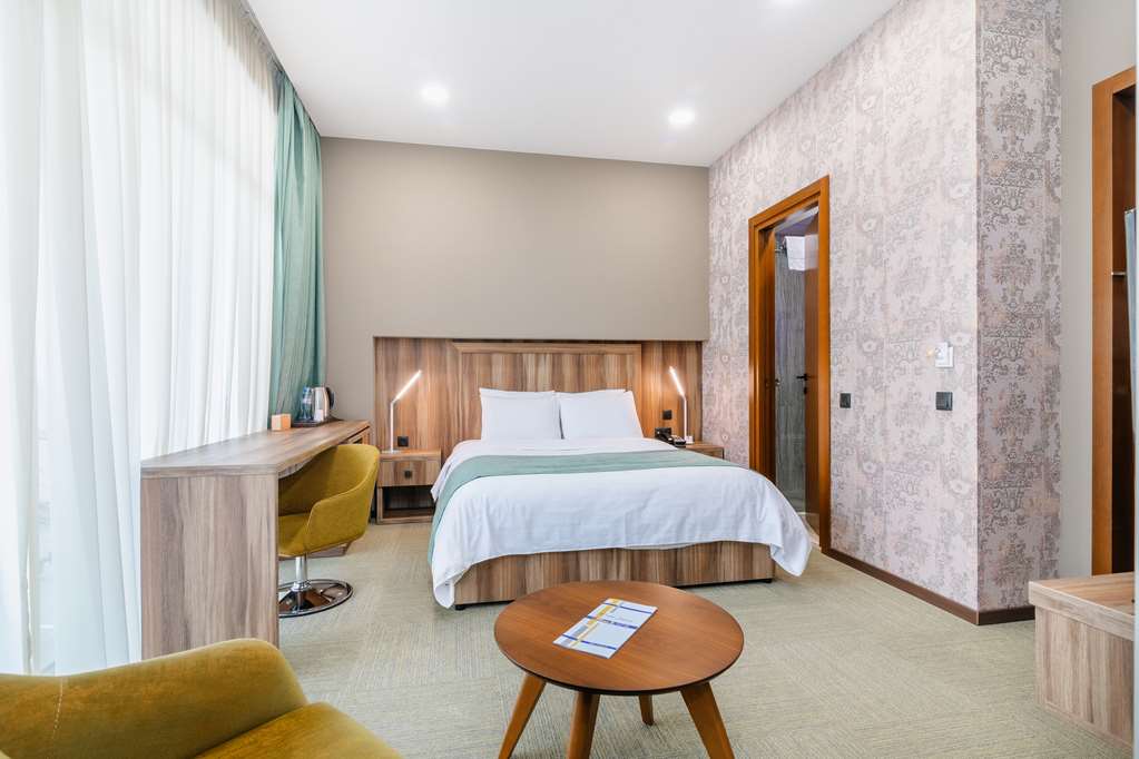 Standard King Size Room