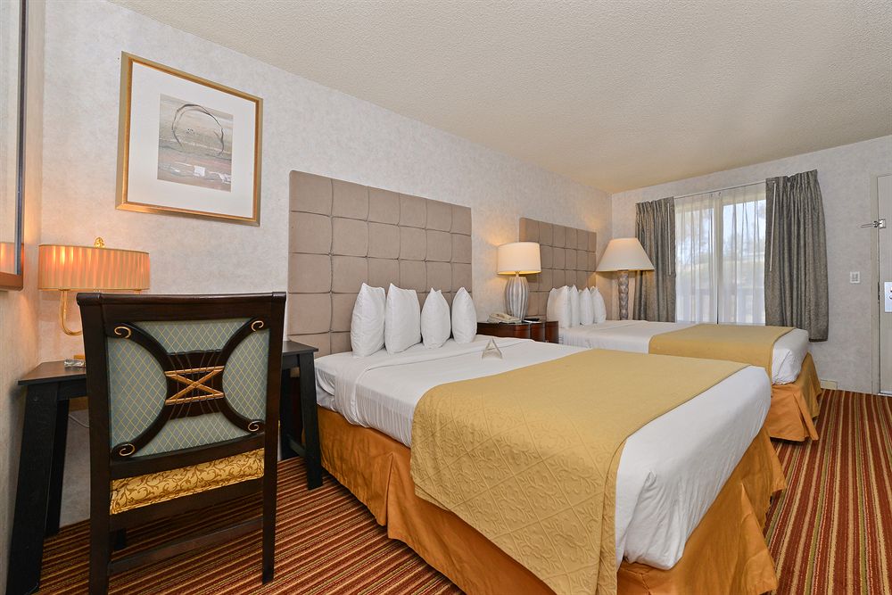 Rodeway Inn & Suites El Cajon San Diego East - photo 2