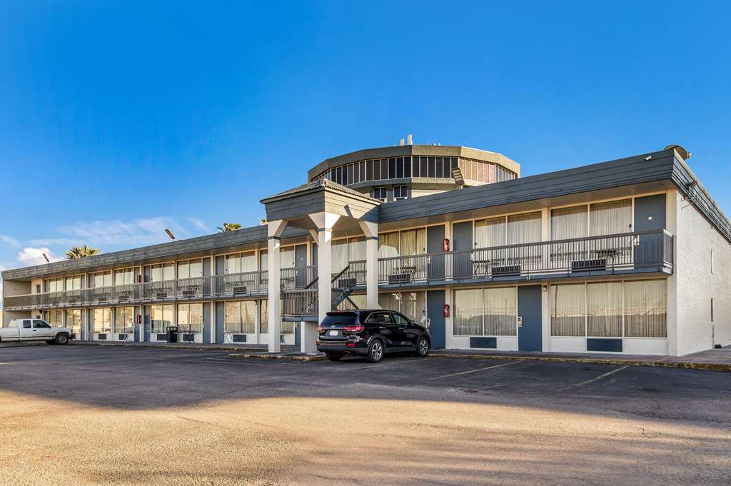 Quality Inn Pasadena Houston East - photo 11