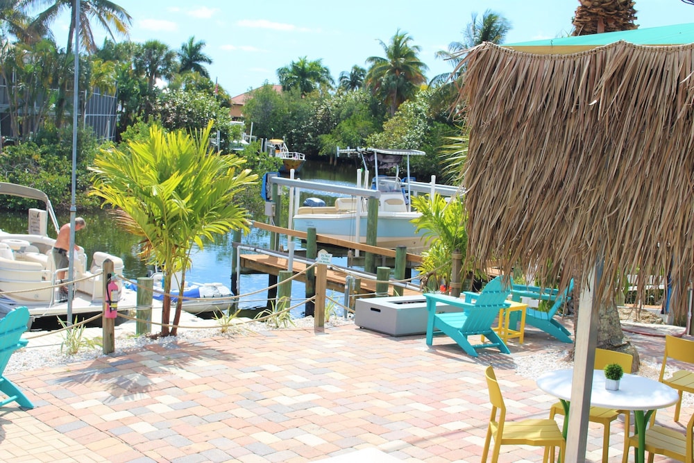 Latitude 26 Waterfront Resort & Marina - photo 50