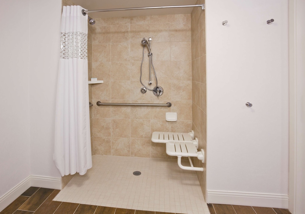 Hampton Inn Minneapolis Bloomington West - photo 21