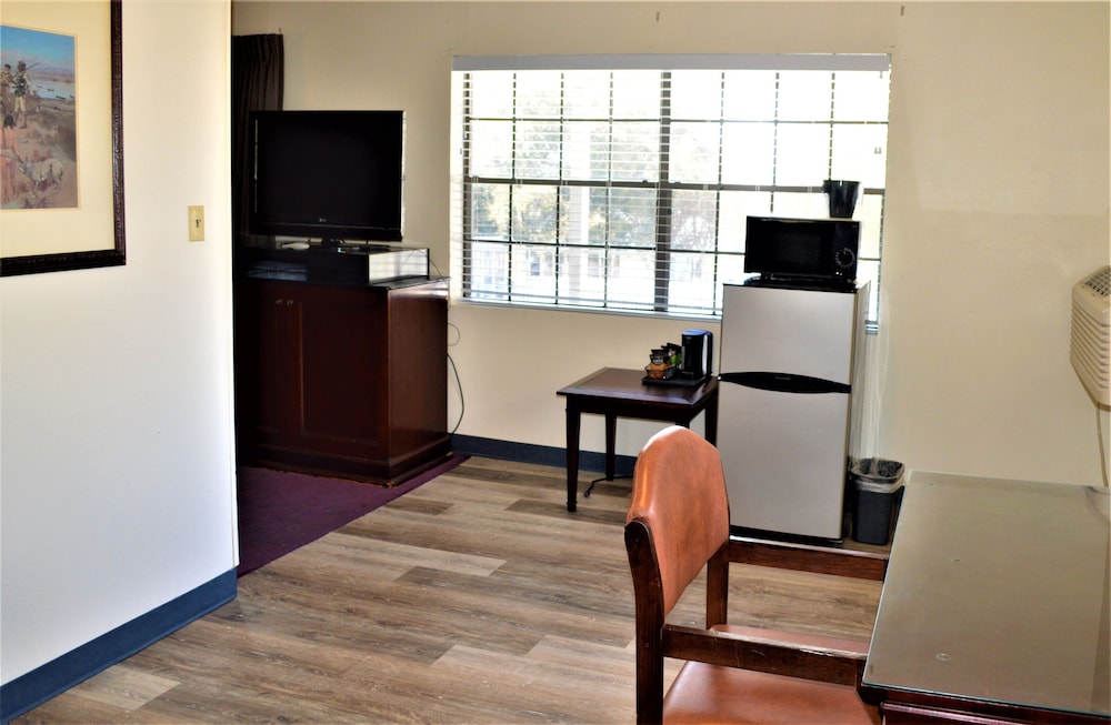 Lake View Inn - photo 3