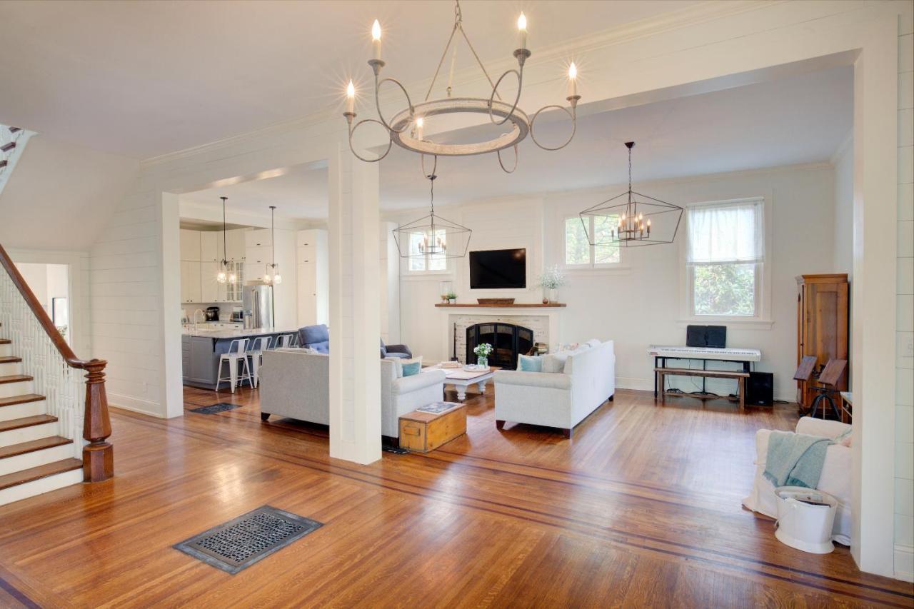 Historic Peterson Mansion Savor Life And Rest With Friends — Louisville