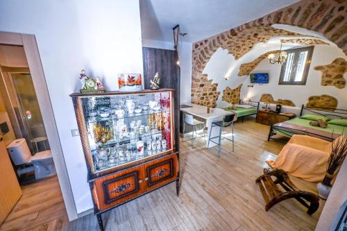 Καμαρα Χωριο Φοινικι Kamara Finiki Village — 4-Star Luxury Hotel in Molaoi, Greece