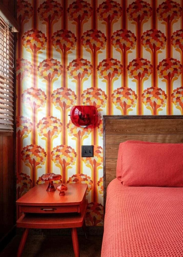 The Dive Motel & Swim Club - photo 16