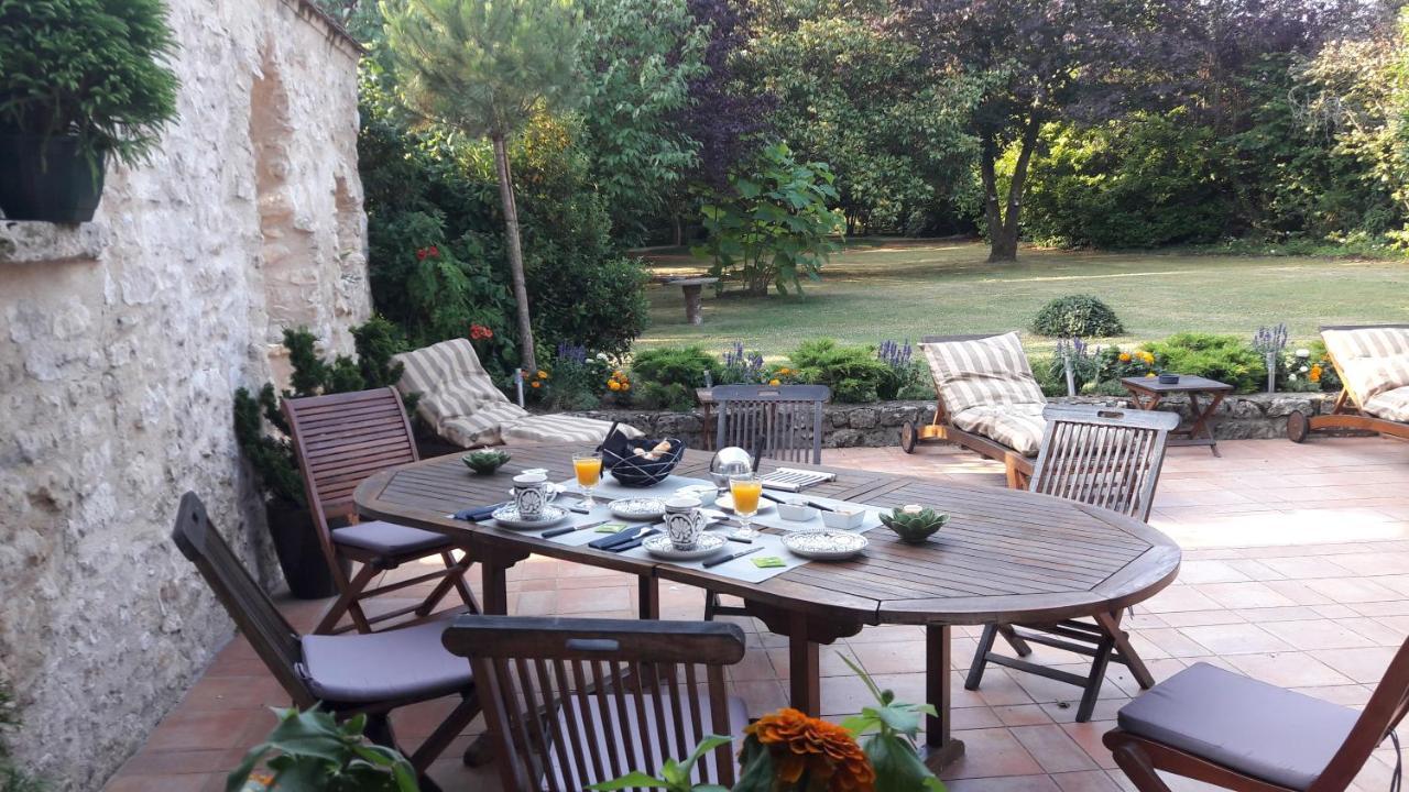 Les Ecureuils — Nemours