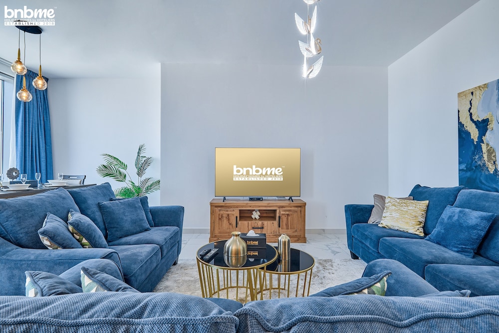 2B Amna Tower 3504 by bnbme homes in Dubai, United Arab Emirates