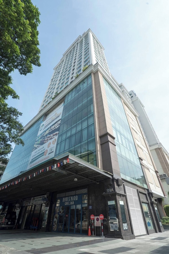 Luxury Condotel Luminous Leman — 4-Star Luxury Hotel in Ho Chi Minh City, Vietnam