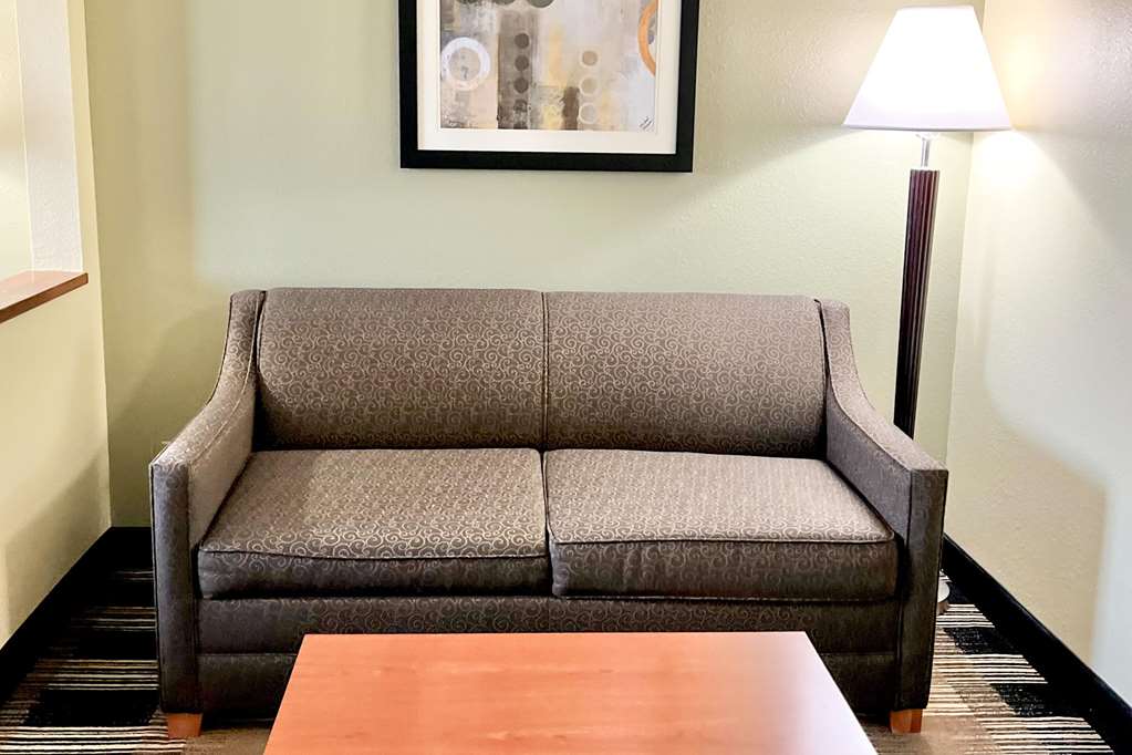 Comfort Inn and Suites Wisconsin Dells Downtown Area Newly Renovated 2026 - photo 15