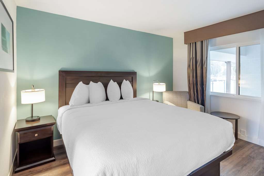 Best Western at Ventura Pier - photo 22