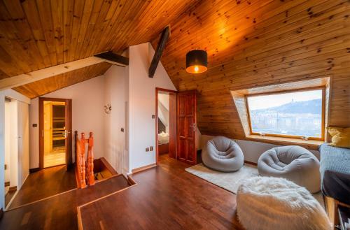 Victory Deluxe Suite — 4-Star Luxury Hotel in Prague, Czech Republic