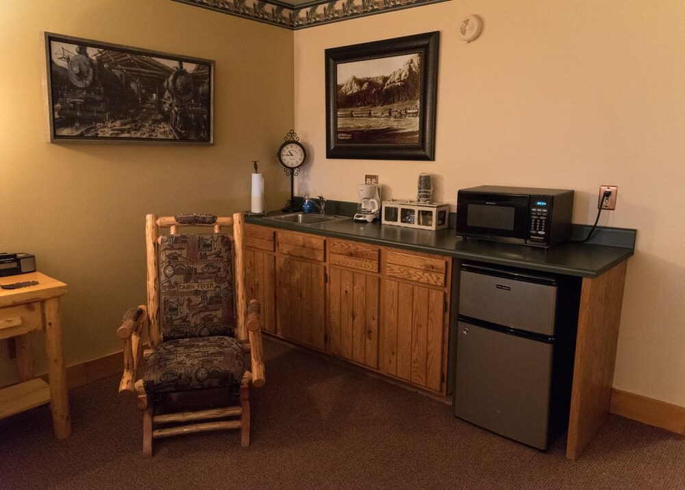 Spearfish Canyon Lodge - photo 23