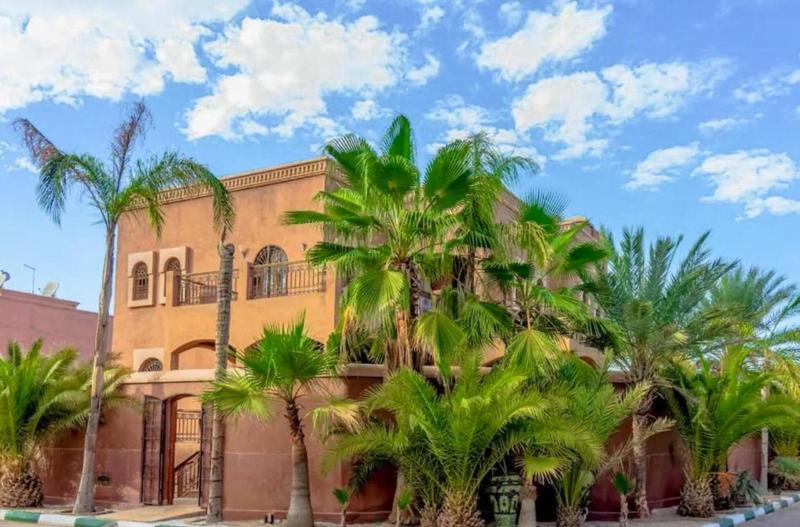 Riad Ushuaia la Villa Centre Marrakech — 4-Star Luxury Hotel in Marrakesh, Morocco