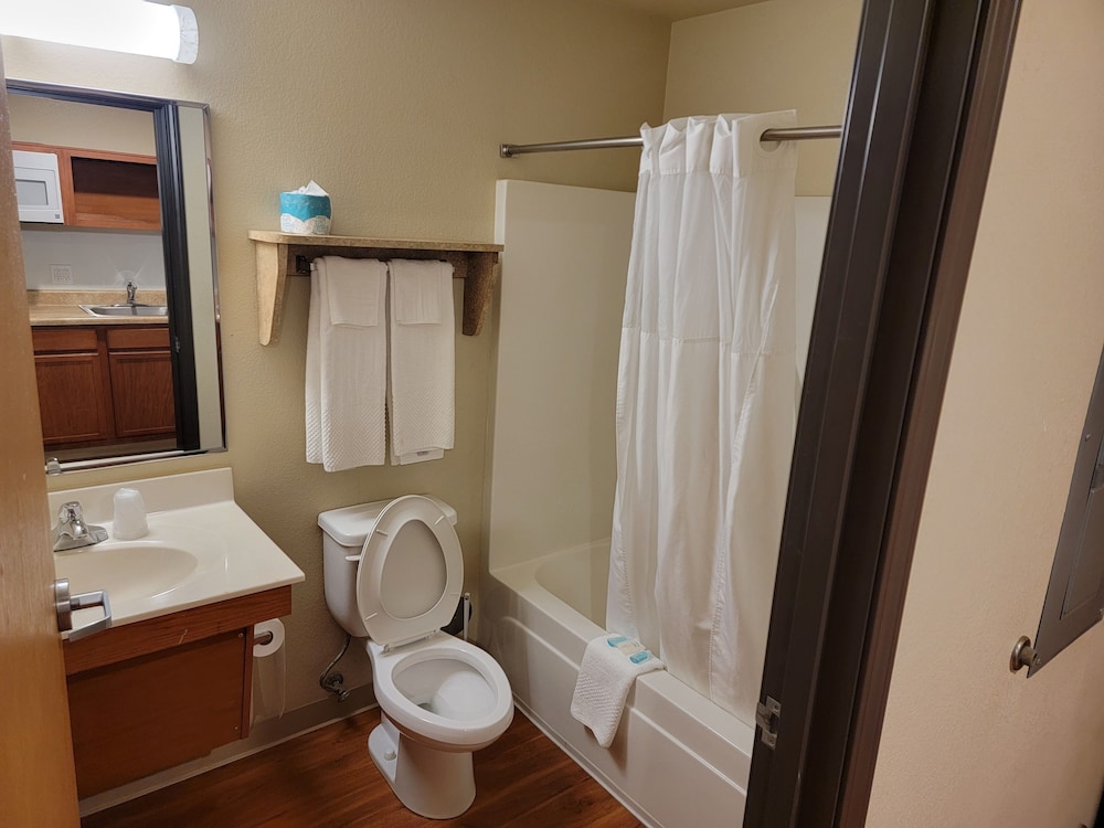 WoodSpring Suites Louisville Jeffersontown - photo 11