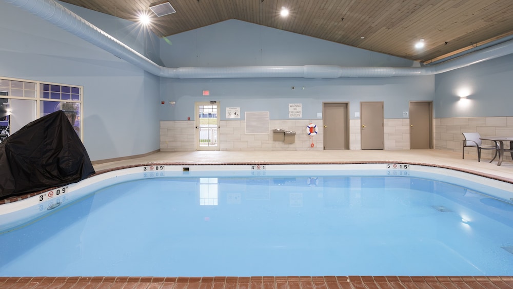 Holiday Inn Express & Suites Zion by IHG - photo 29