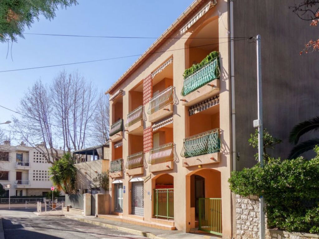 Les Trois A Inh 32093 - carbon neutral hotel in Saint-Cyr-Sur-Mer