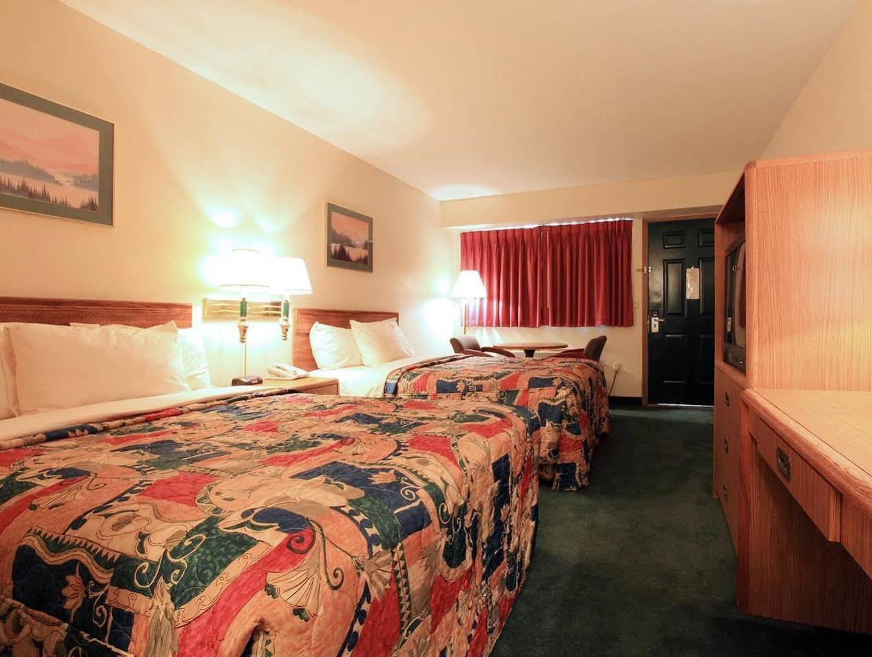 Americas Best Value Inn Hazard - photo 9