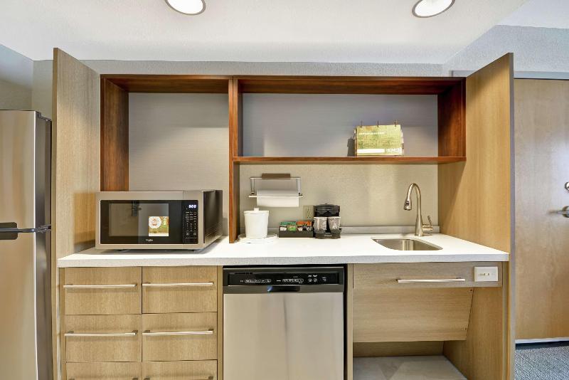 Home2 Suites by Hilton Portland Airport - photo 40
