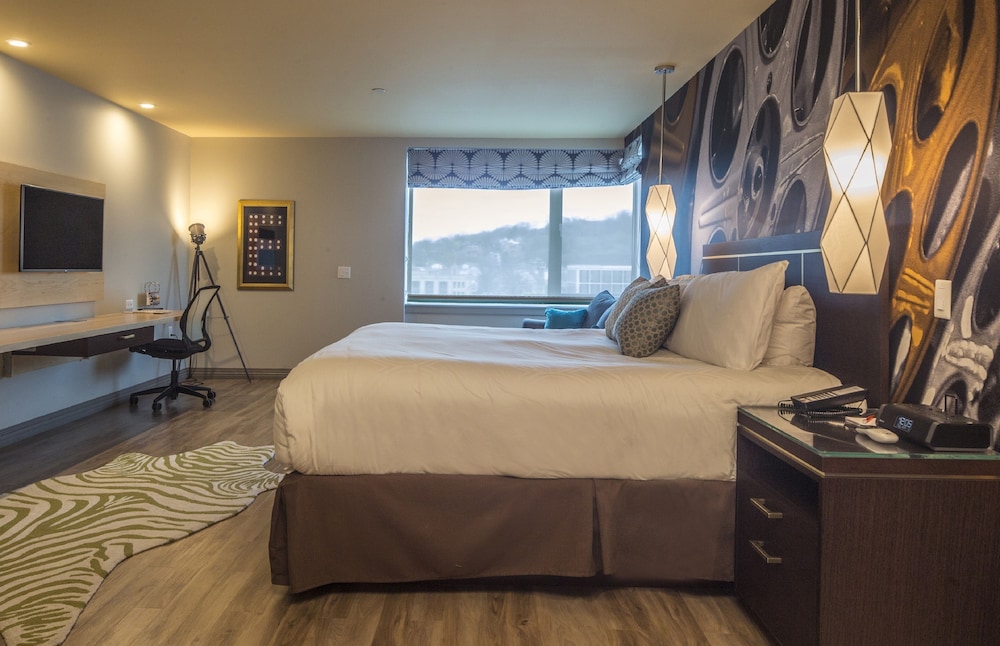 Hotel Indigo Pittsburgh East Liberty by IHG - photo 6