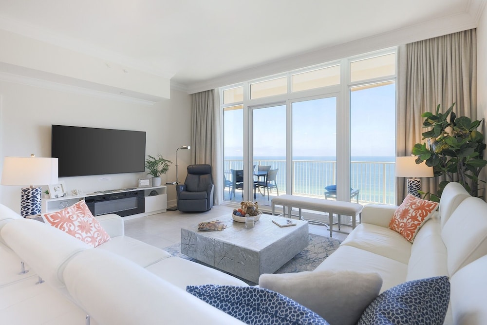 Phoenix Gulf Towers 1103 3 Bedroom Condo in Orange Beach, United States