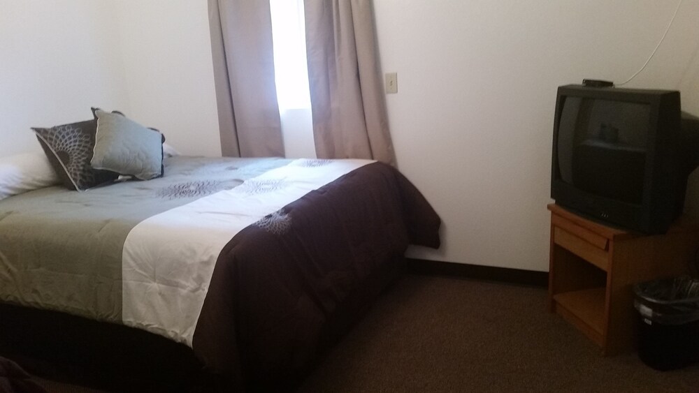 Mystic Valley Inn - photo 12