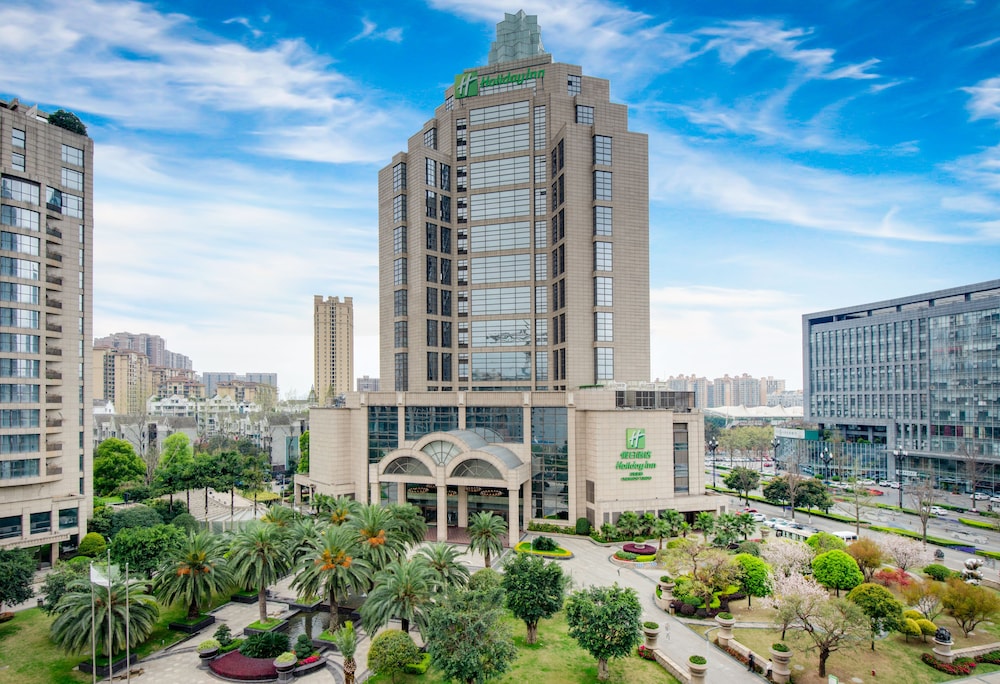 Holiday Inn Chengdu Xindu — 4-Star Luxury Hotel in Chengdu, People's Republic of China