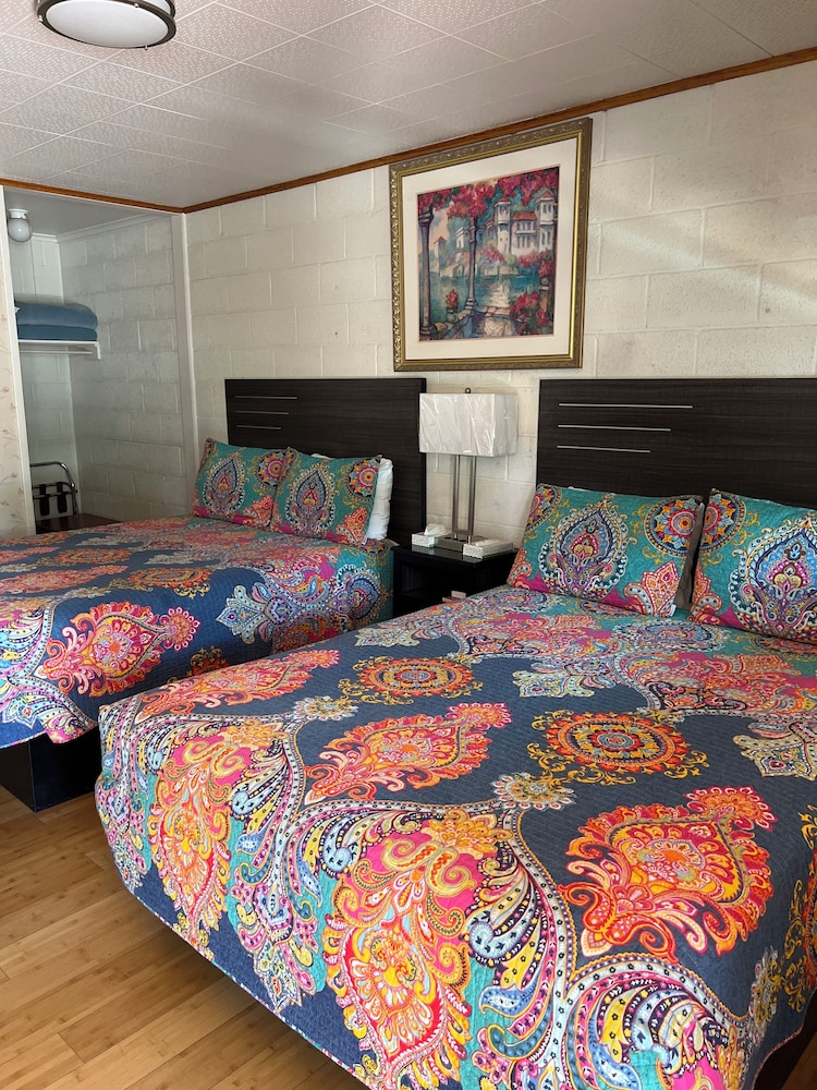 Starlight Motel - photo 10