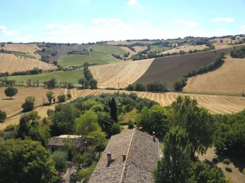 La Meriggia Agriturismo Alloggio Il Cipresso — 4-Star Luxury Hotel in Ancona, Italy