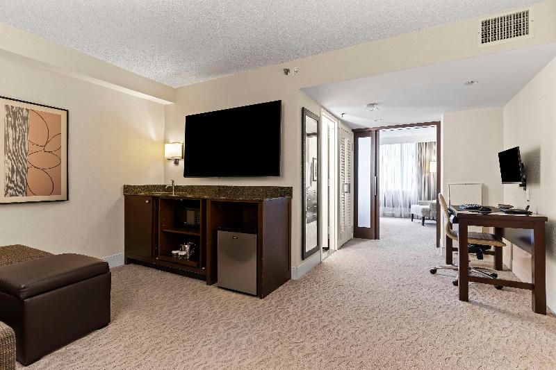 DoubleTree by Hilton Washington DC Crystal City - photo 348