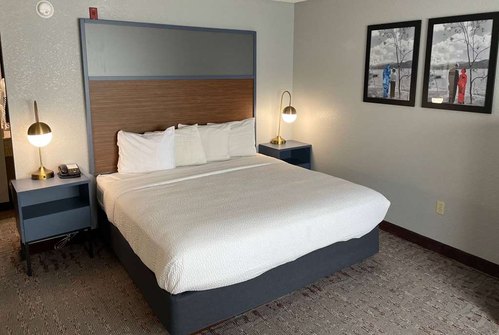 AmericInn by Wyndham Ankeny Des Moines - photo 18