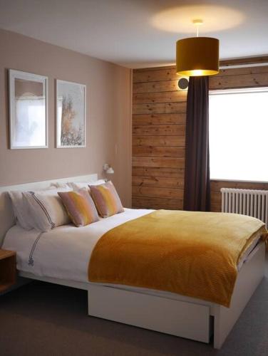 55 High Street — 4-Star Luxury Hotel in Hastings, United Kingdom