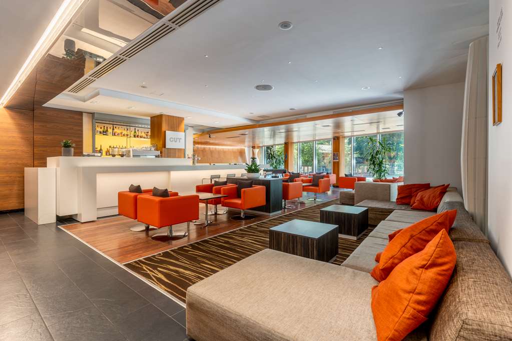 מזון ומשקאות