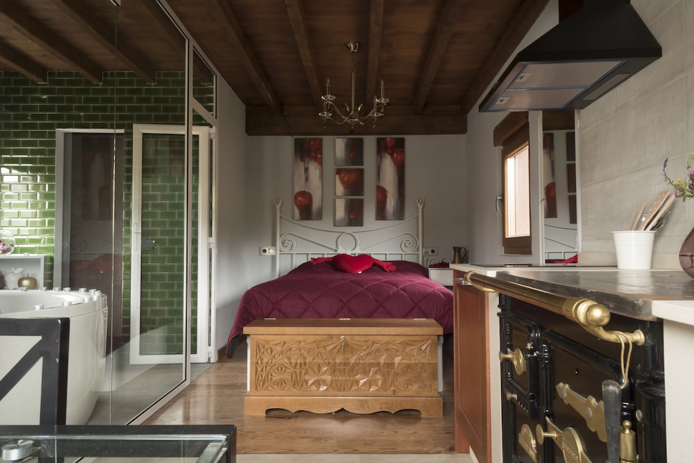 El reguero de Villamarín — carbon neutral stay, Oviedo