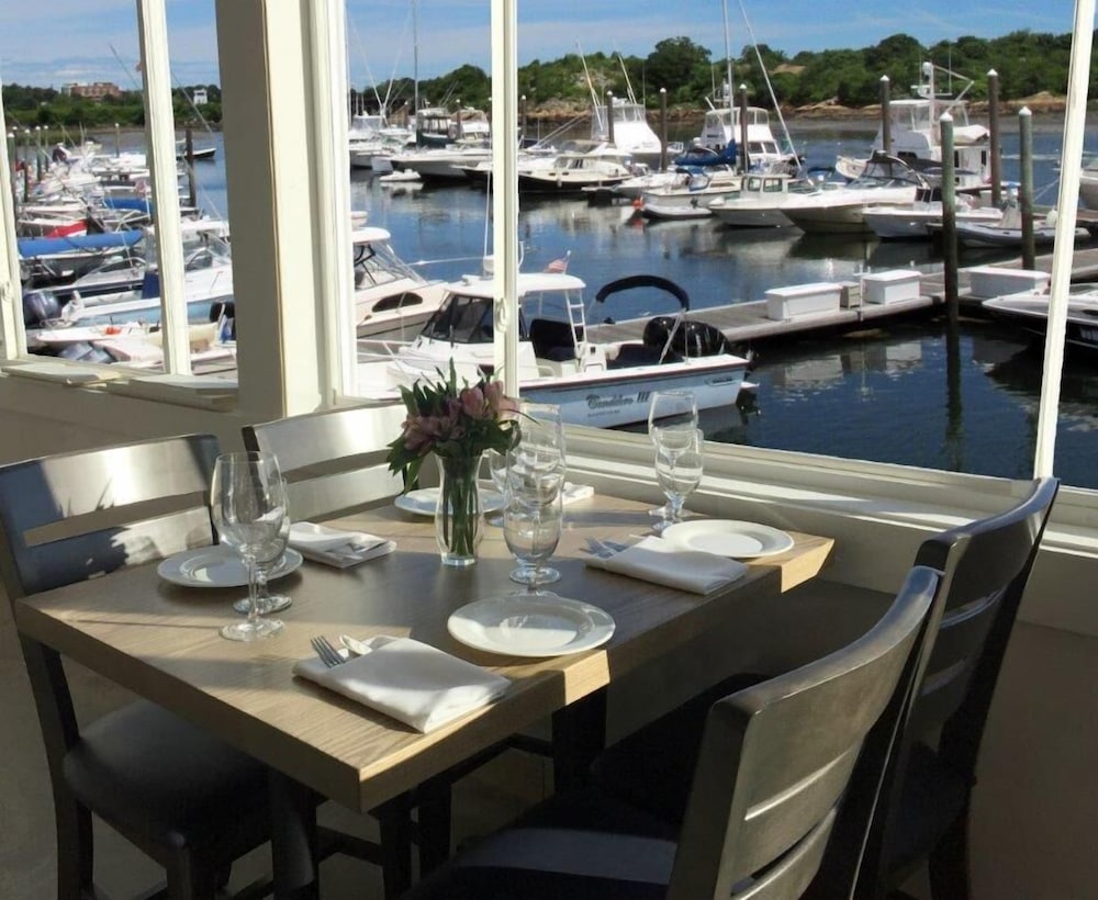 The Hotel at Cape Ann Marina - photo 31