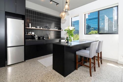 Apartment near Waterfront Rooftop Pool