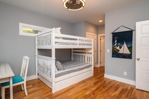 Beach 45 by Oak Island Accommodations - photo 43