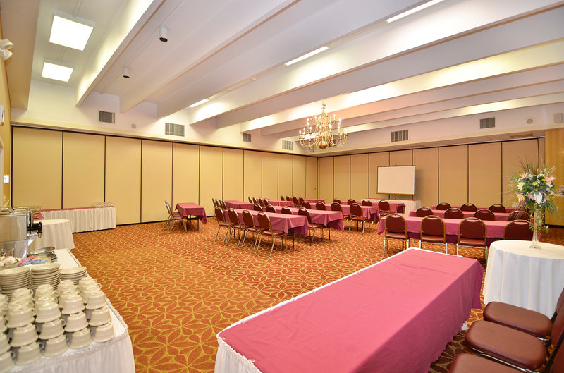 Clarion Inn & Conference Center - photo 11