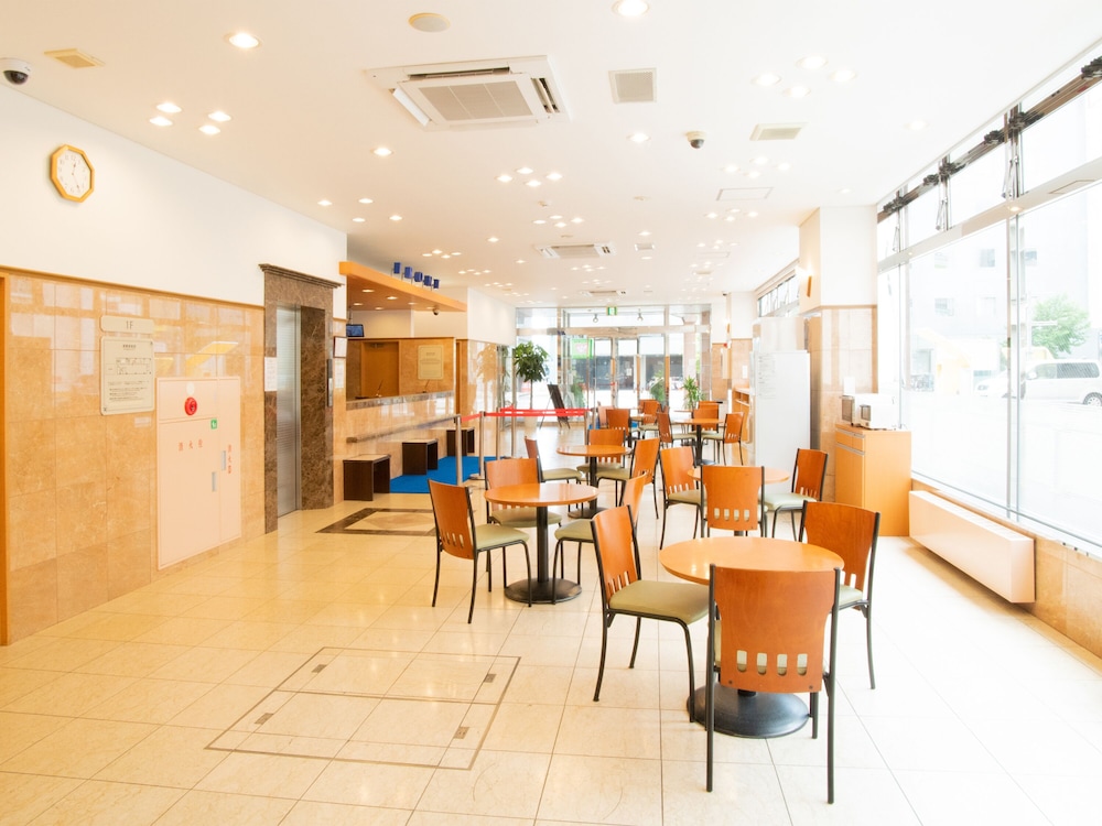 Toyoko Inn Asahikawa Ekimae Ichijo dori — Asahikawa — photo 2