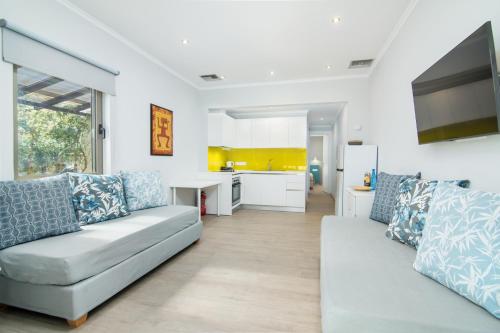 Helion Apartments — 4-Star Luxury Hotel in Corfu, Greece