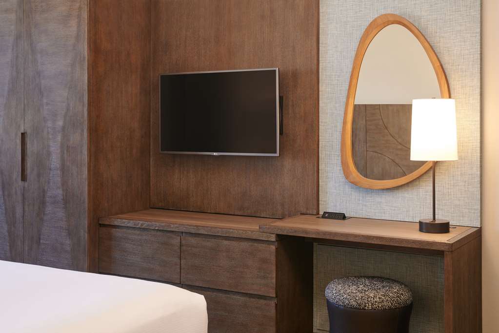 Embassy Suites by Hilton Waikiki Beach Walk - photo 43