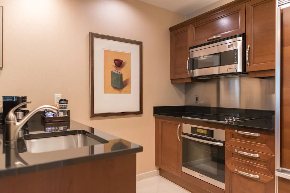 True 1BR Strip View at MGM Signature - photo 16