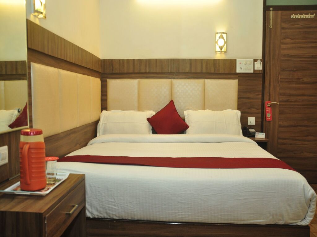 Hotel Ishita Residency