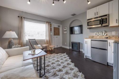 Swank Pad off River with free WiFi & parking 324 — 4-Star Luxury Hotel in Tampa, United States