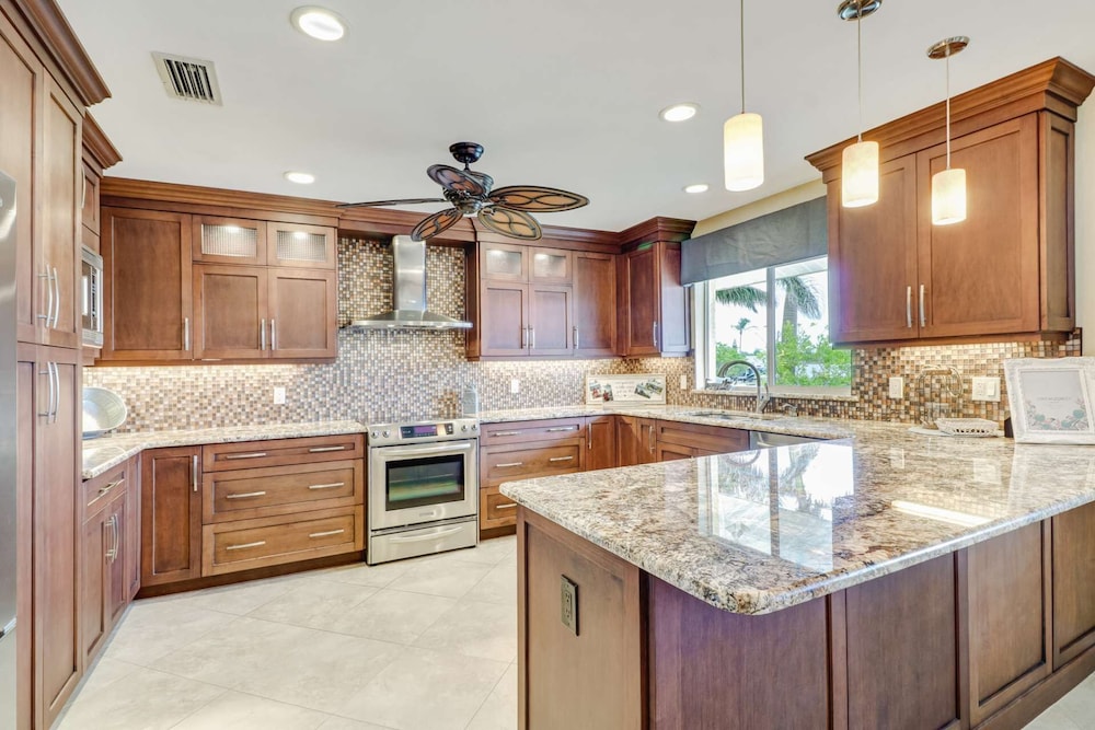 4865 Regal Dr - photo 7