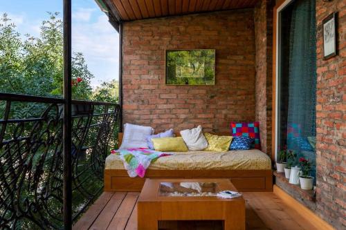 3BR Triplex w Terraces Heart of Tbilisi By Wehost