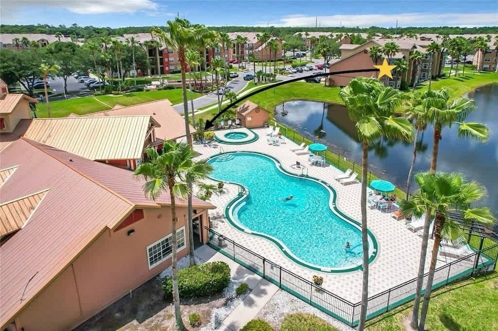 Playing Hooky — 4-Star Luxury Hotel in Kissimmee, United States