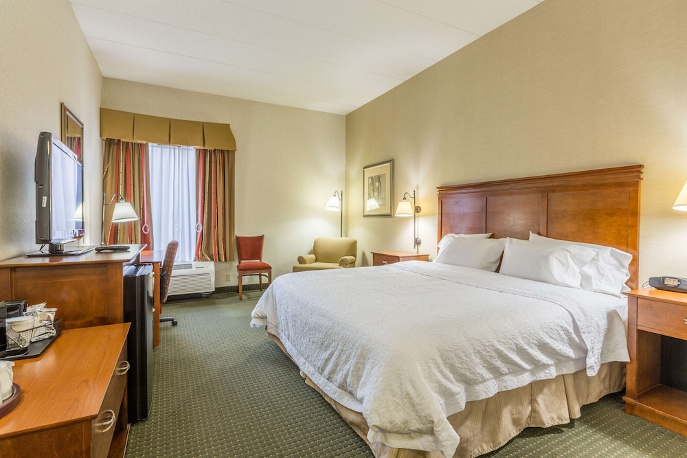 Hampton Inn Sidney - photo 13