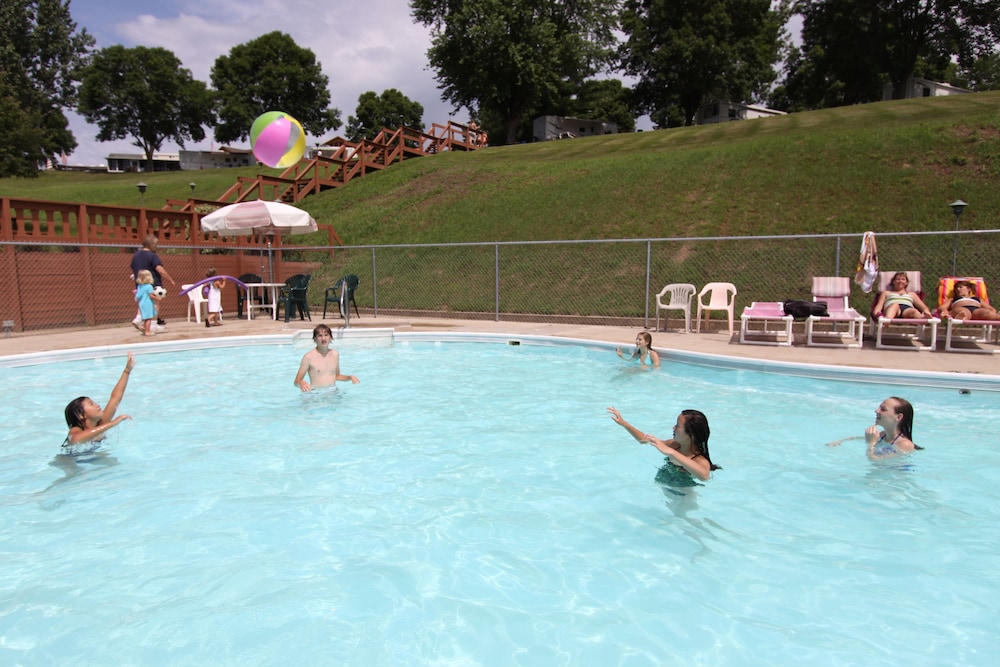 Neshonoc Lakeside Camping Resort - photo 41