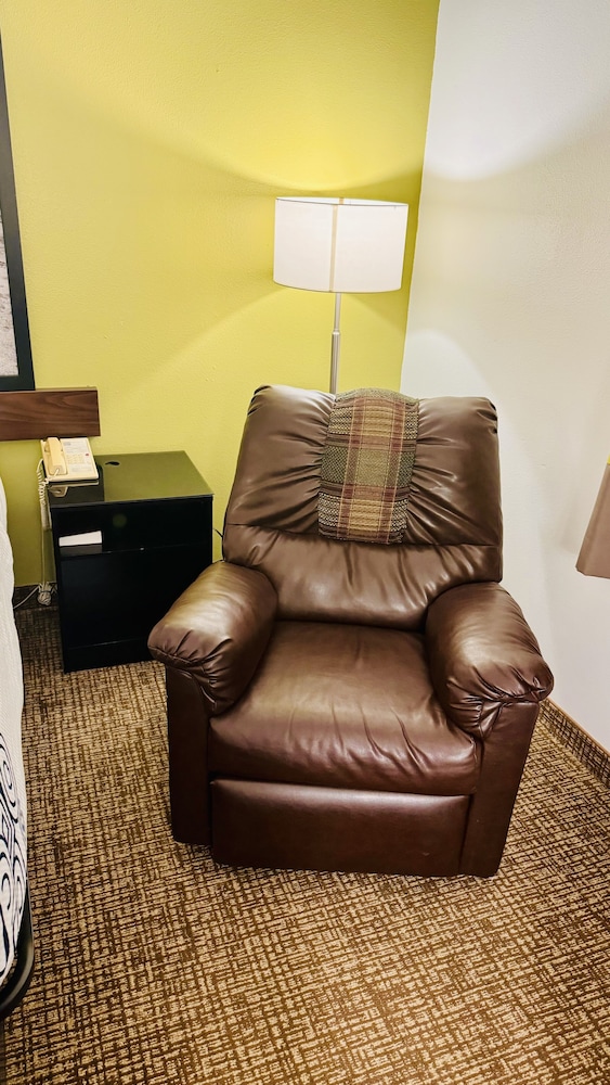 Forest City Inn - photo 15