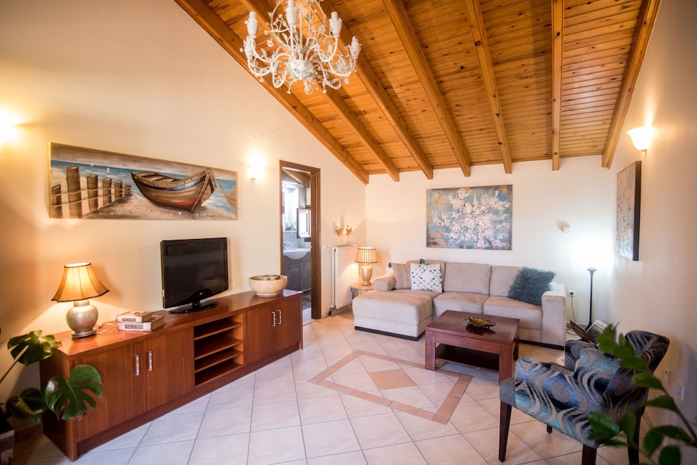 Marigianna's Luxury Loft by CorfuEscapes — 4-Star Luxury Hotel in Corfu, Greece